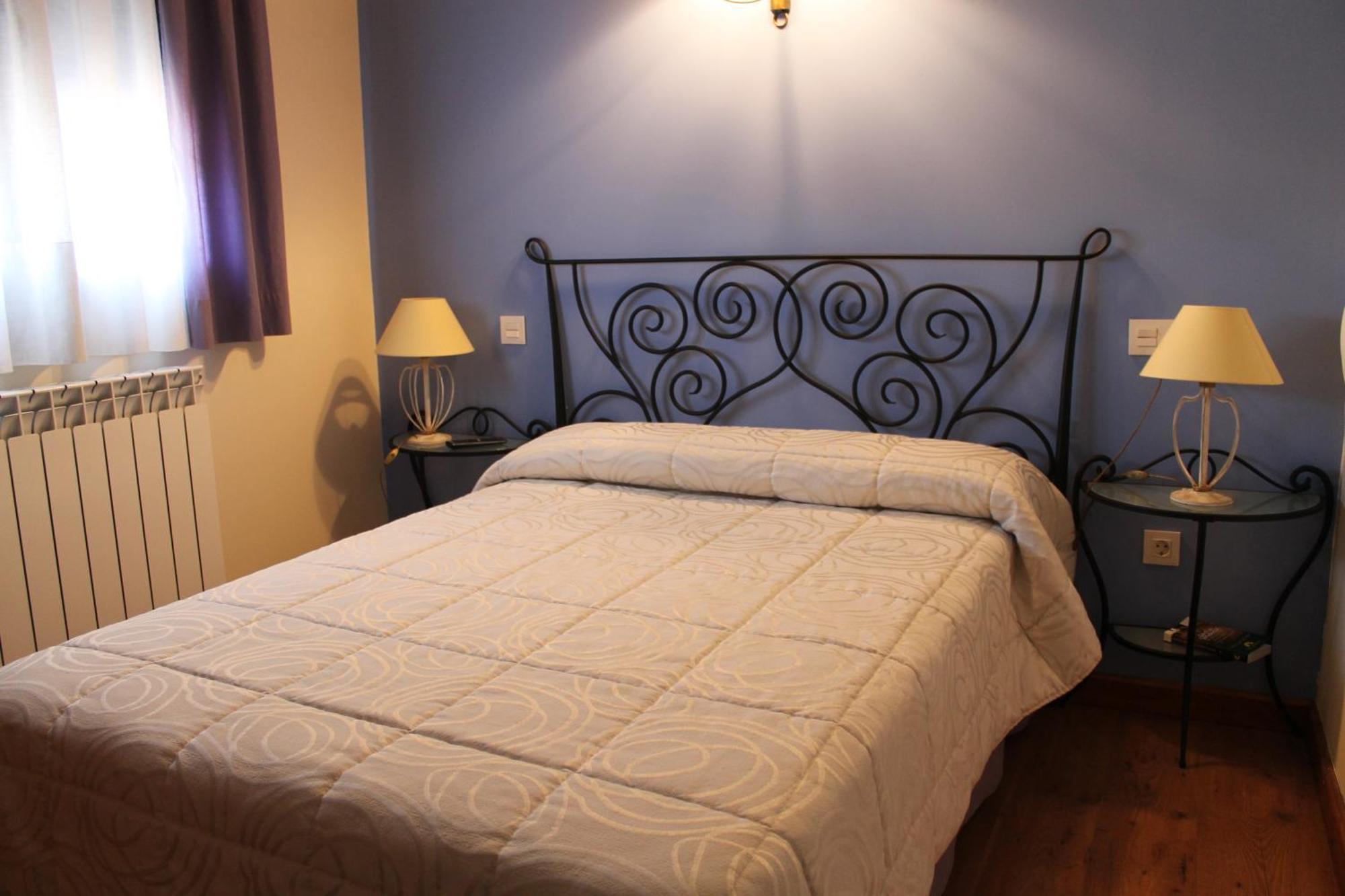 Hotel Rural Restaurante Las Baronas Santa Cruz de la Salceda 外观 照片